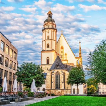 St. Thomas Church is a world-renowned Gothic sanctuary famous for being the final resting place of Johann Sebastian Bach and the home of the prestigious St. Thomas Choir.