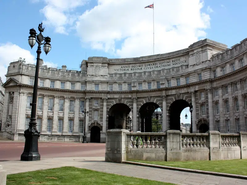 Arco do Almirantado: Um marco de Londres 3 Arco do Almirantado em Londres