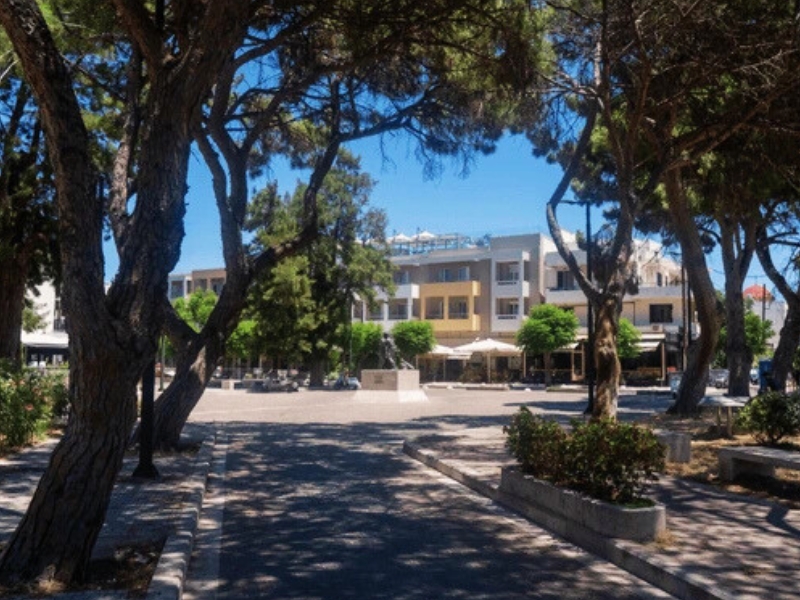 Place Antagora : Le cœur de la ville de Kos 2 Place Antagora à Kos