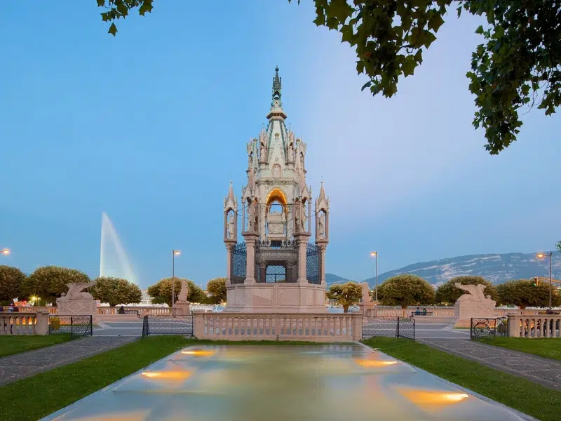 Brunswick Monument: A Gothic Spectacle in Geneva 1 Brunswick Monument in Geneva