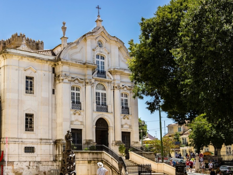 Kerk van Sint Antonius: Een bezienswaardigheid in Lissabon gewijd aan de beschermheilige van de stad 1 Kerk van Sint Antonius in Lissabon