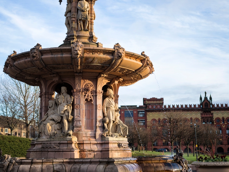 Fonte de Doulton: Uma obra-prima vitoriana em Glasgow Green 2 Fonte de Doulton 1