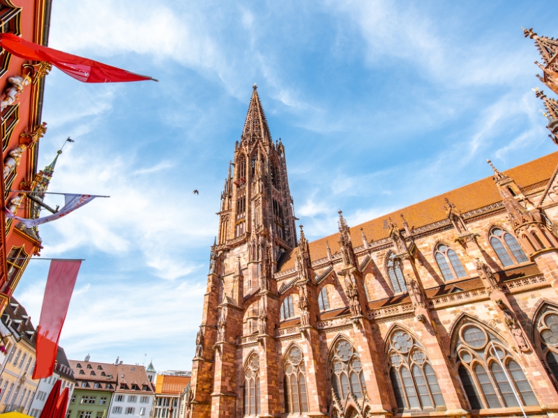 Freiburg Minster: Gotyckie arcydzieło 1 Freiburg Minster we Freiburgu