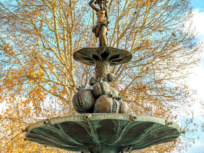 Fuente de las Granadas: Un gioiello nel cuore di Granada 1 Fonte di Granada