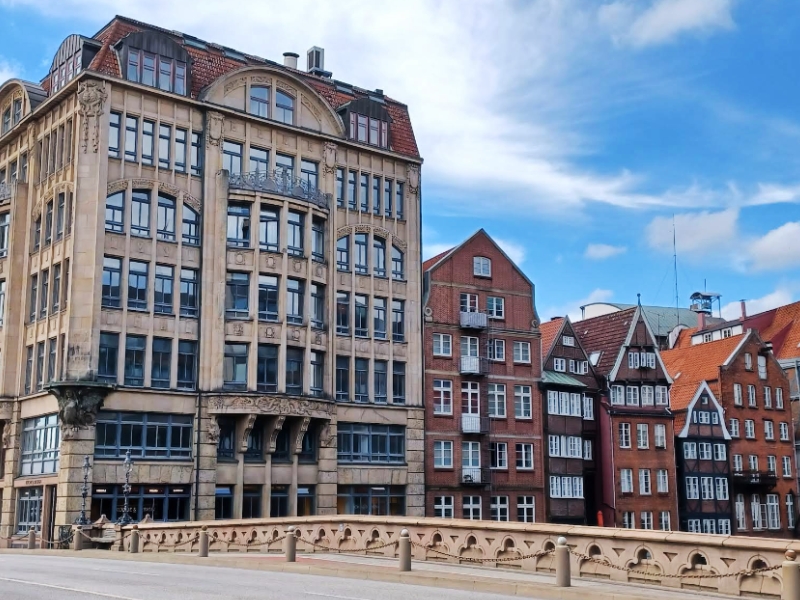 Hohe Brücke : Une merveille moderne sur les voies navigables de Hambourg 1 Hohe Brücke à Hambourg