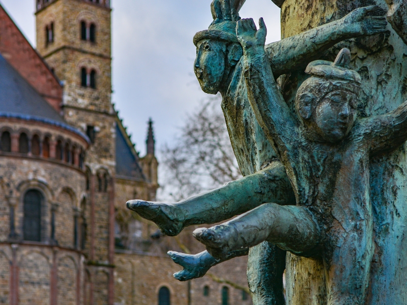 Ciekawostki na temat Maastricht: Ukryte skarby, lokalne legendy i obowiązkowe atrakcje 2 Ciekawostki na temat Maastricht