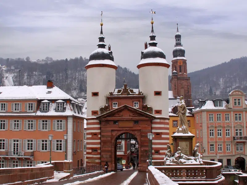 Alte Brücke Heidelberg: Eine zeitlose Ikone, die den Neckar überspannt 3 Alte Brücke Heidelberg