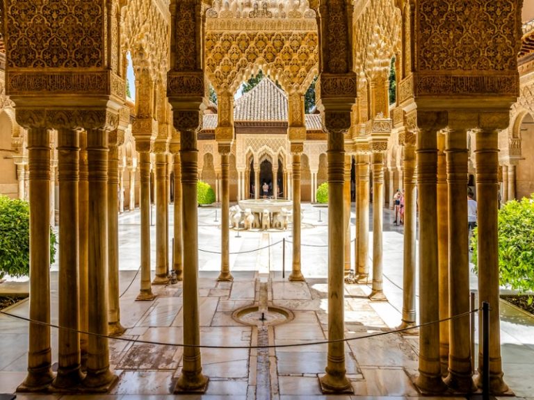 Palacio de la Madraza in Granada