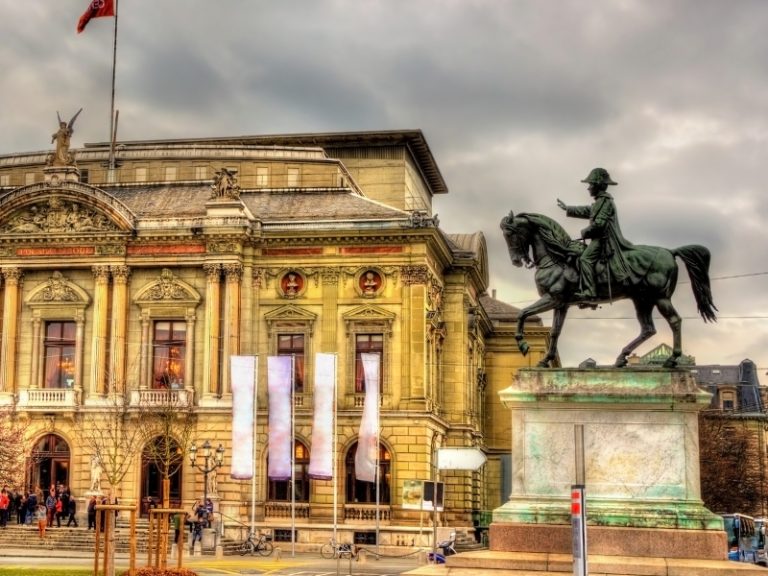 Place de Neuve in Geneva