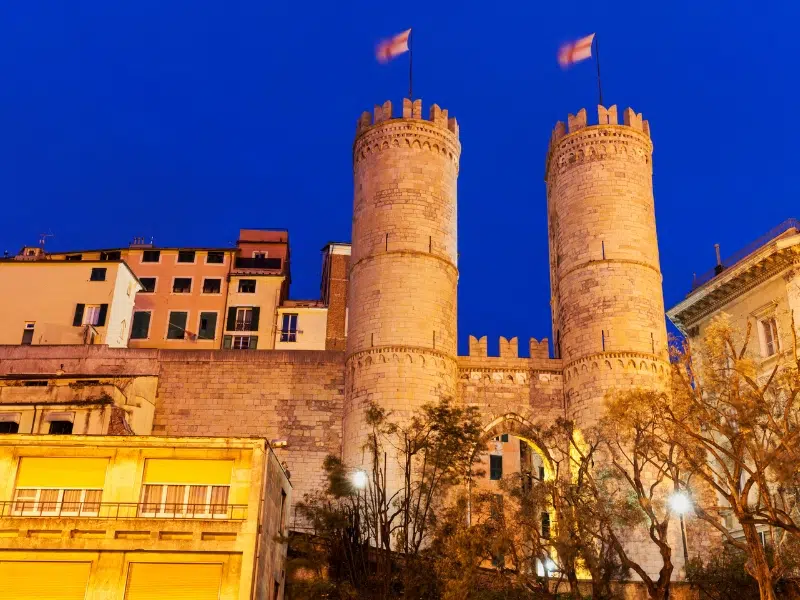 Porta Soprana: Una porta sulla storia genovese 1 Porta Soprana a Genova