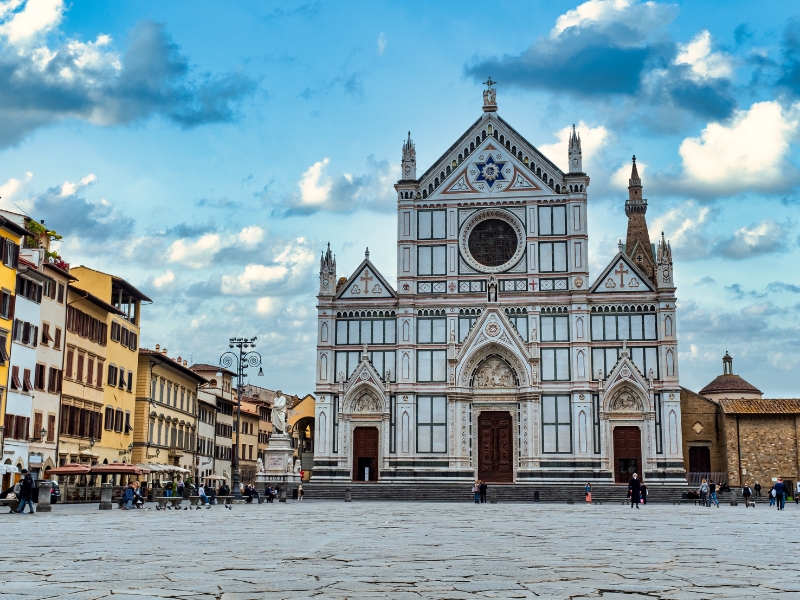 Santa Croce: A Florentine Masterpiece 3 Santa Croce in Florence
