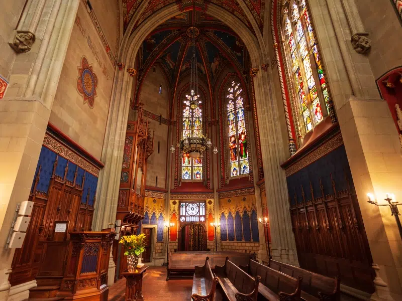 Die Kathedrale Saint-Pierre: Ein gotisches Meisterwerk im Herzen von Genf 2 Kathedrale Saint Pierre in Genf
