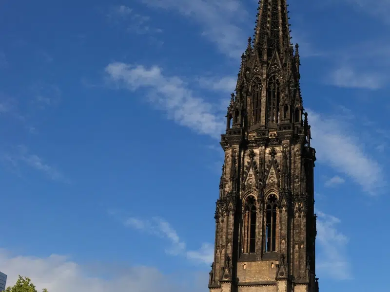 Iglesia de San Nicolás: Un recuerdo del pasado 2 Iglesia de San Nicolás de Hamburgo