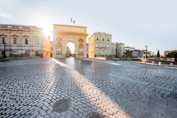 Visita guiada áudio a pé por conta própria em Montpellier 4 montpellier 2