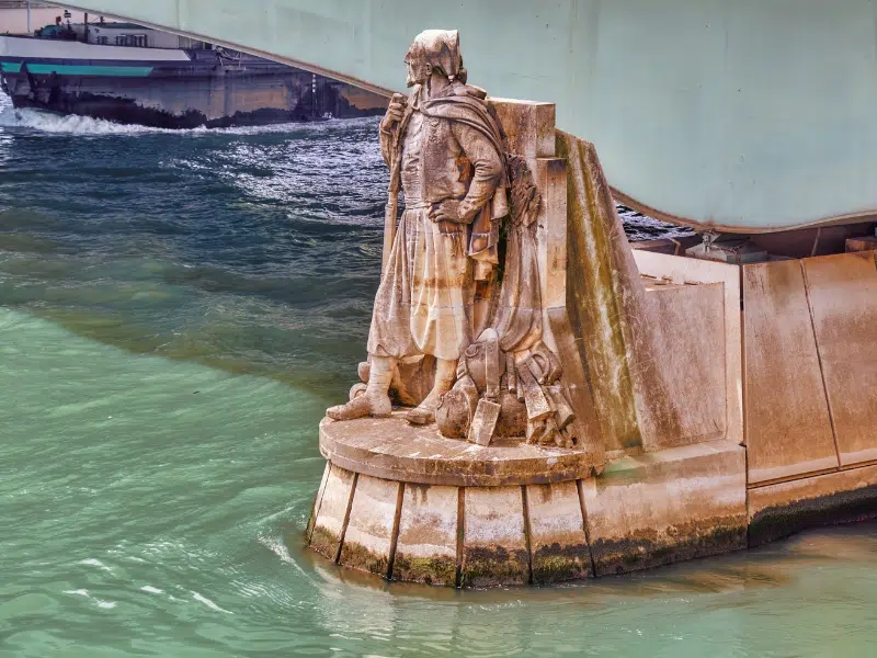 De brug van Alma: Een bezienswaardigheid in Parijs 2 Alma's brug in Parijs