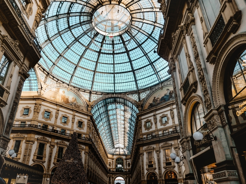 Galleria Umberto I : Le joyau architectural et le centre culturel de Naples 3 Galleria Umberto I à Naples