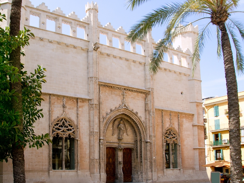 Llotja de Palma : un chef-d'œuvre gothique au cœur de Palma 1 Llotja de Palma