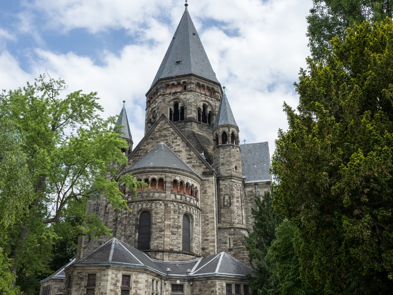 Descubra el encantador Templo Nuevo de Metz 2 Nuevo templo en Metz