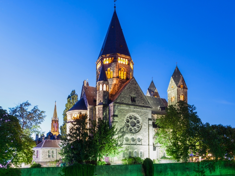 Descubra el encantador Templo Nuevo de Metz 3 Nuevo templo en Metz