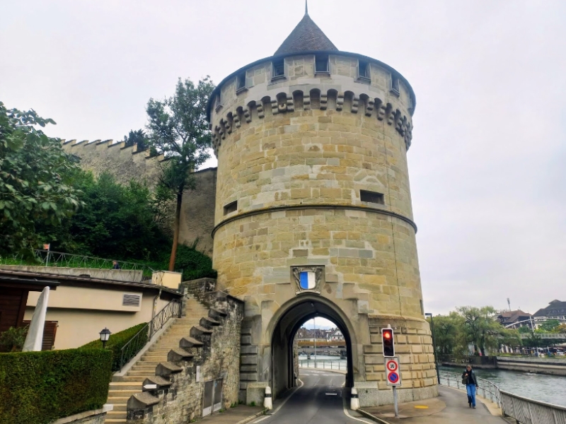 Nölli-Turm: Ein mittelalterlicher Wächter in Luzern 2 Nölli-Turm in Luzern