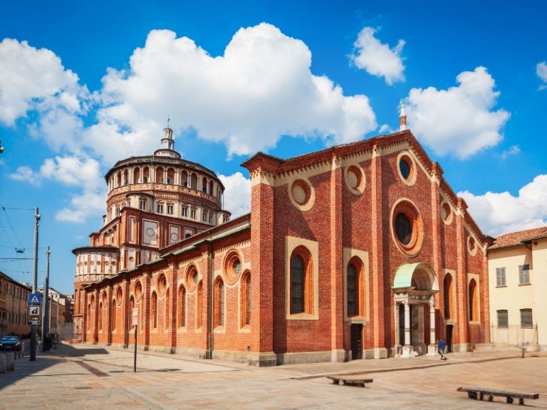 Piazza di Santa Maria delle Grazie in Milan