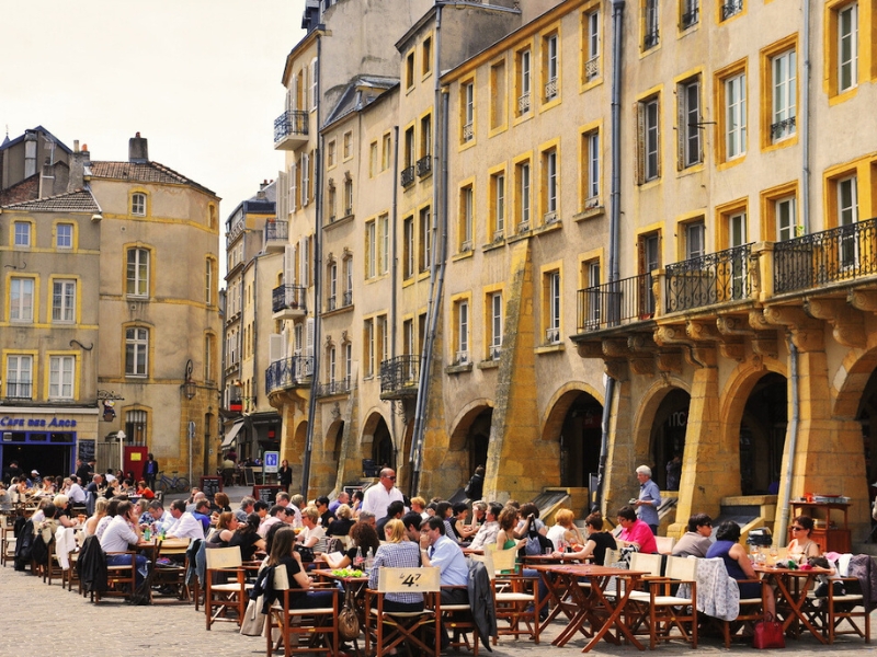 Place Saint Louis : Une place intemporelle au cœur de Metz 2 Place Saint Louis à Metz