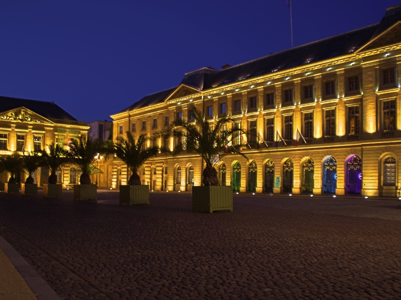 Place d'Armes: Das schlagende Herz von Metz 3 Place d'Armes in Metz