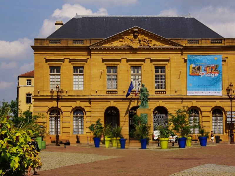 Place d'Armes: Das schlagende Herz von Metz 1 Place d'Armes in Metz