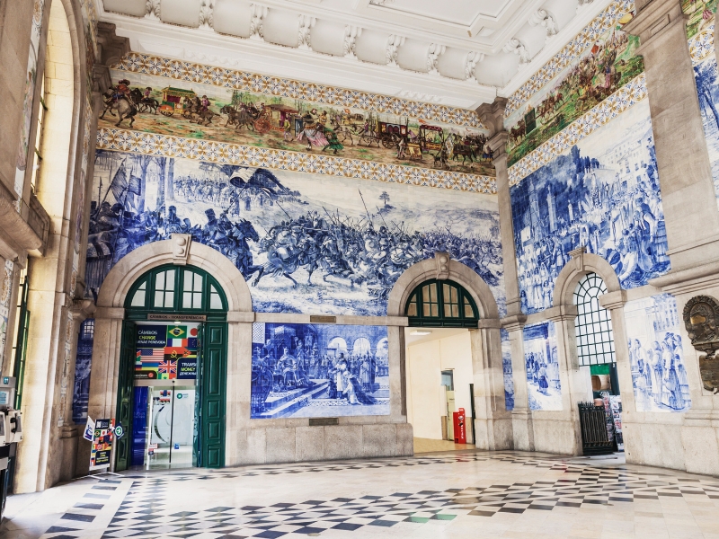 La gare de Sao Bento : Un voyage dans le temps à Porto 2 Gare de Sao Bento à Porto
