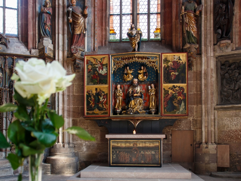 Sebalduskirche: Una joya histórica de Núremberg 2 Iglesia Sebalduskirche de Núremberg