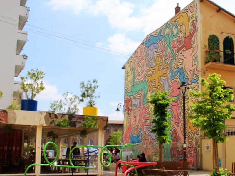 Tuttomondo: o mural da unidade global de Keith Haring em Pisa 3 Tuttomondo em Pisa