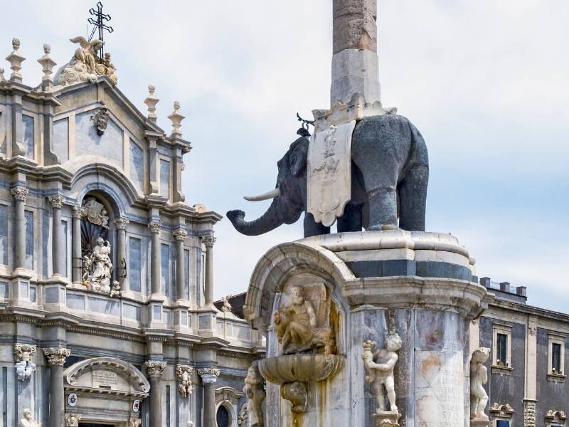 Leuke weetjes over Catania: verborgen juweeltjes, lokale legenden en must-do activiteiten 3 Leuke feiten over Catania