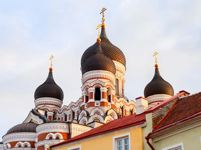 Catedral Alexander Nevsky: Um monumento de fé e história 1 Catedral Alexander Nevsky em Tallinn