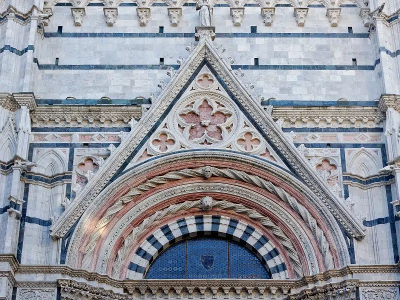 Das Battistero di San Giovanni: Ein Meisterwerk der sienesischen Kunst 1 Battistero di San Giovanni in Siena