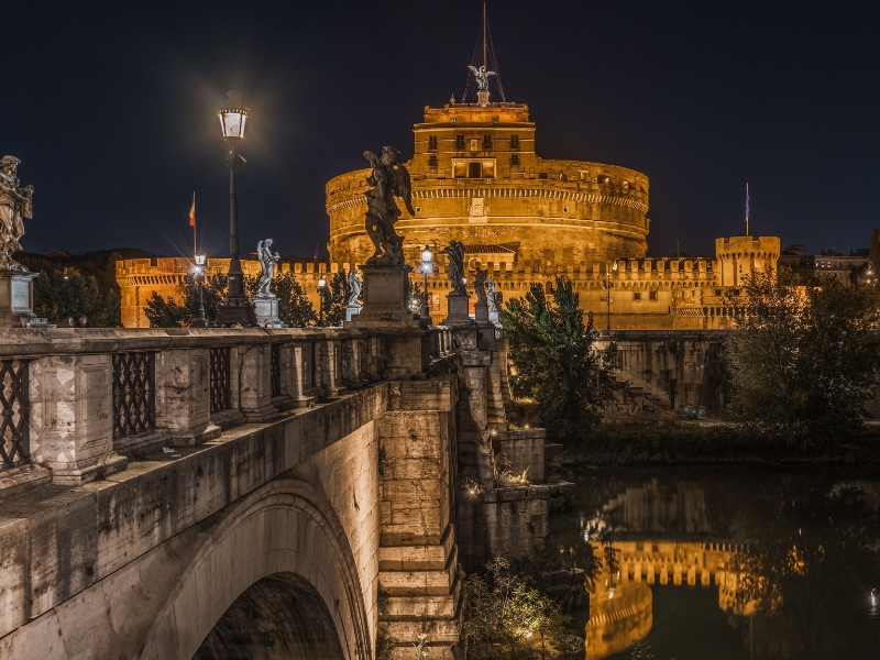 Castel Sant'Angelo: Un guardiano senza tempo di Roma 3 Castel Sant'Angelo a Roma