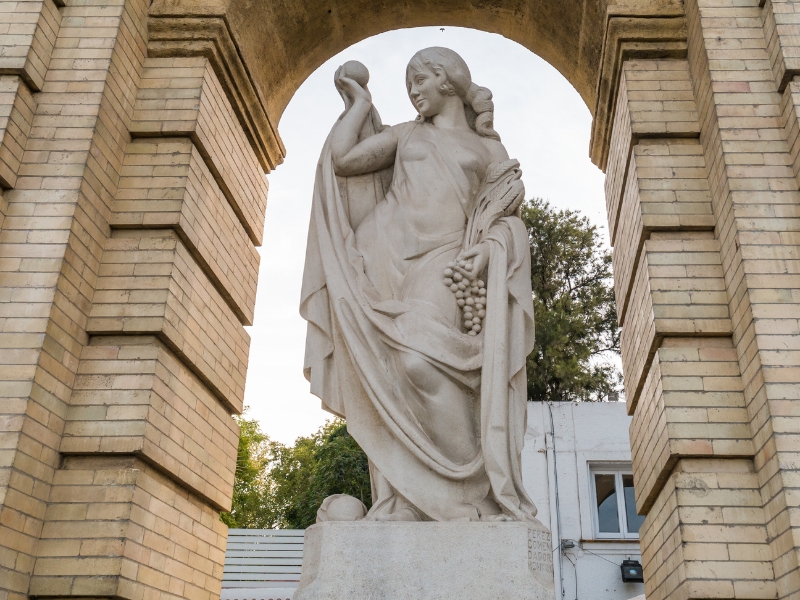 Glorieta de San Diego: Un'oasi di serenità nella città di Siviglia 2 Glorieta di San Diego a Siviglia