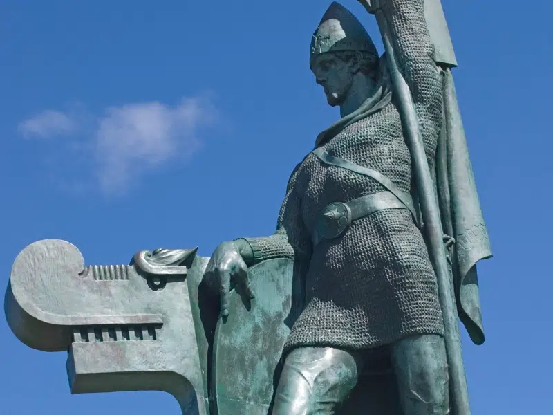 Ingolfur Arnarson : Le premier habitant permanent de Reykjavík 1 Ingolfur Arnarson à Reykjavik
