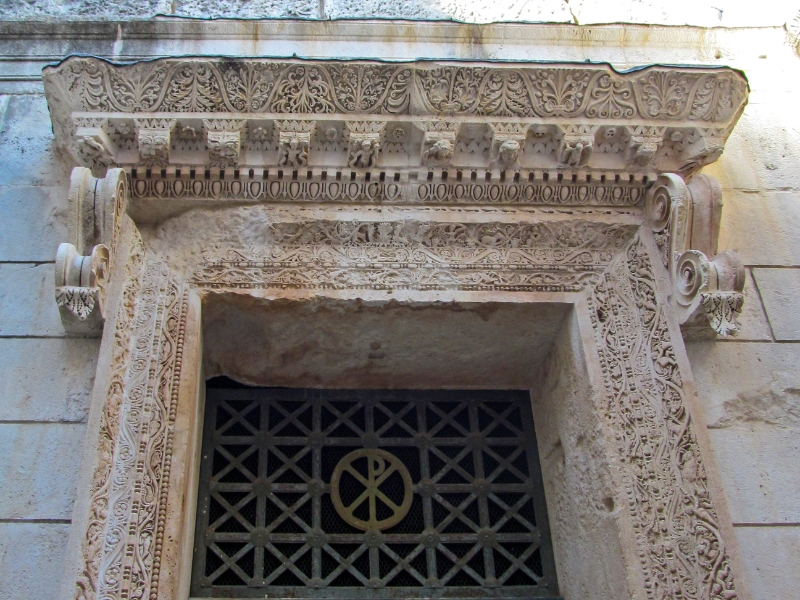 Ναός του Δία: Jupiter: Ένα Ιερό Αρχαίας Δύναμης στο Split 1 Ναός του Δία στο Σπλιτ