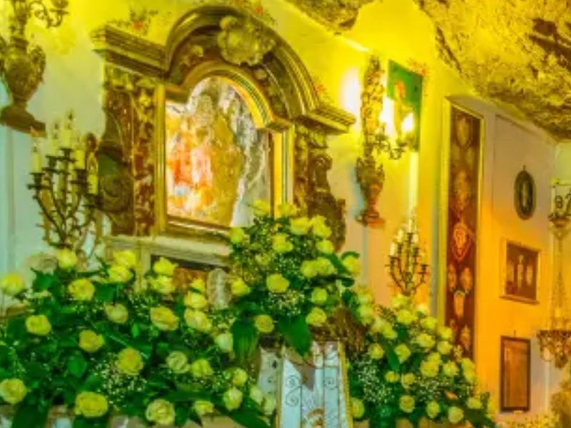 Madonna della Scala: Uno sguardo alla fede e alla devozione di Rimini 2 Madonna della Scala a Rimini