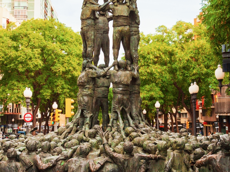 Monument als Castellers : Un hommage grandiose à la culture catalane 3 Monument des Castellers à Tarragone