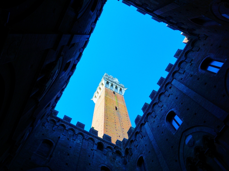 Palazzo Pubblico: Um símbolo do poder e da ambição de Siena 3 Palazzo Pubblico em Siena