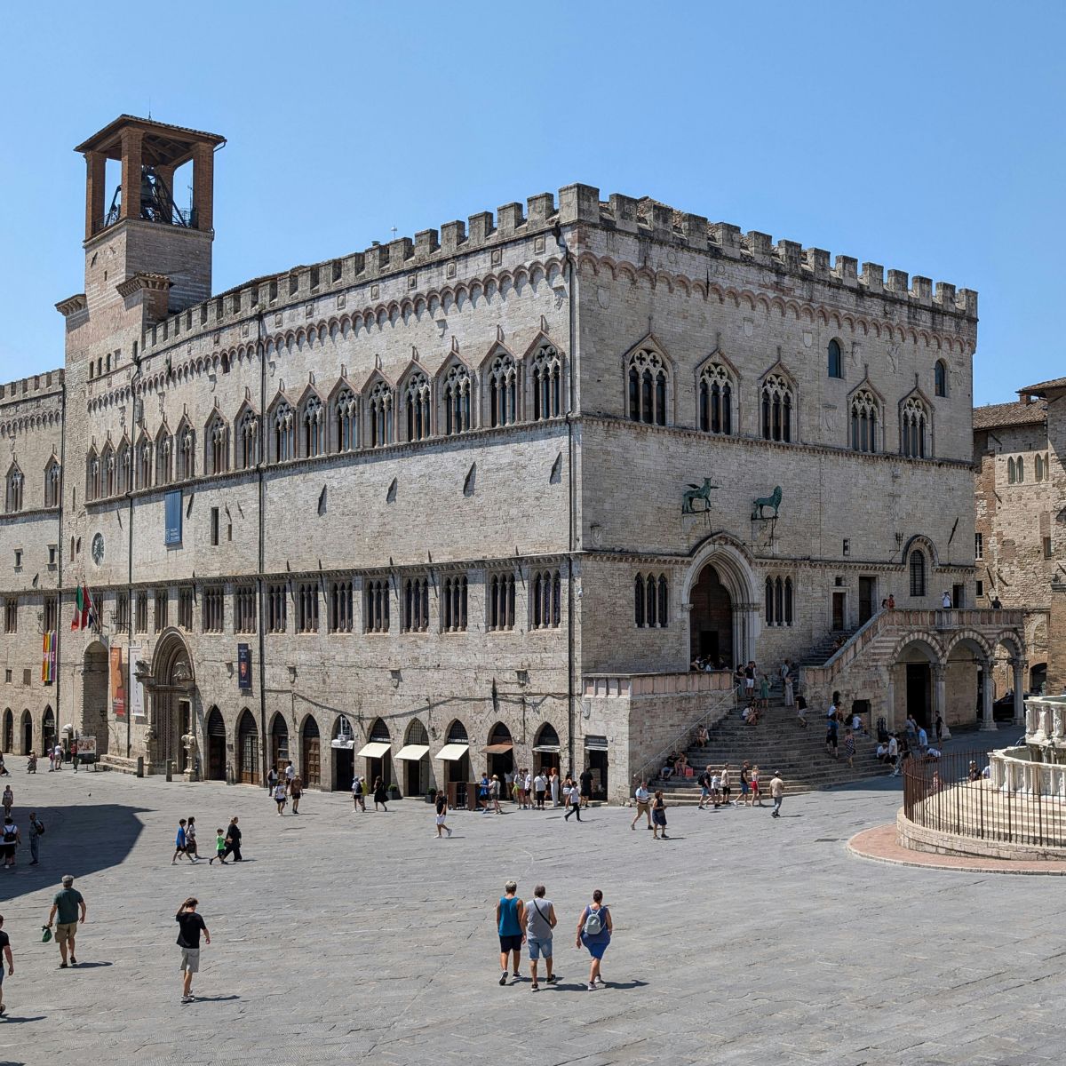 Perugia Scavenger Hunt and Self-Guided Tour 5 Palazzo dei Priori is a grand Gothic palace that stands as one of Perugia’s most important historic landmarks, showcasing impressive medieval architecture and centuries of civic history.