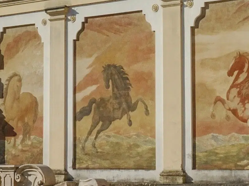 El Pferdeschwemme: Una obra maestra barroca en Salzburgo 3 Pferdeschwemme en Salzburgo