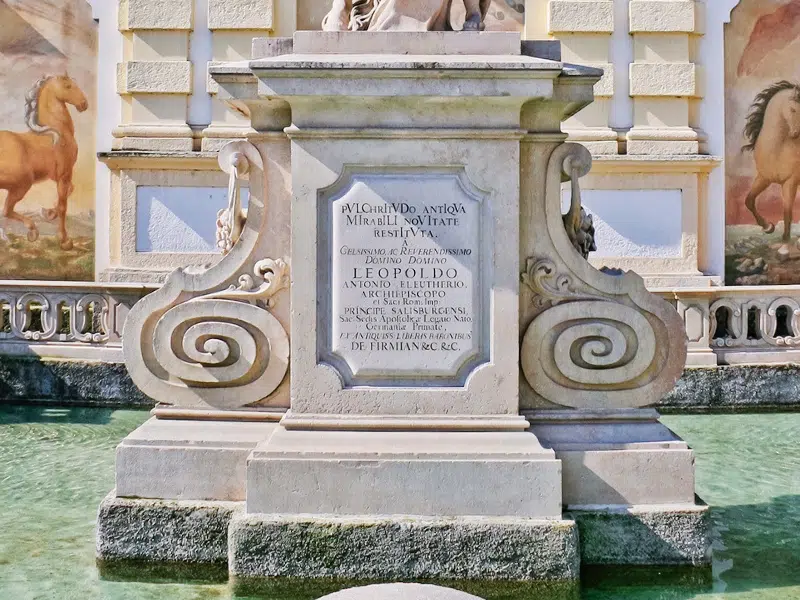 El Pferdeschwemme: Una obra maestra barroca en Salzburgo 2 Pferdeschwemme en Salzburgo