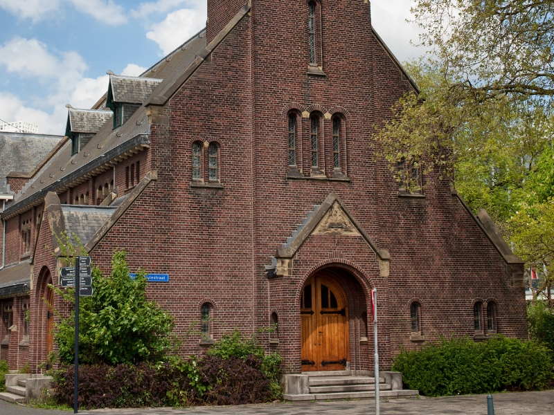 Waalse Kerk: A Hidden Gem of History and Heritage in Rotterdam 3 Waalse Kerk in Rotterdam
