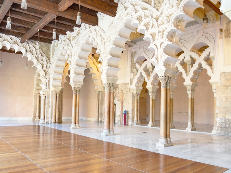 Paleis Aljafería: Zaragoza's blijvende tapijt van macht 2 Paleis Aljafería in Zaragoza