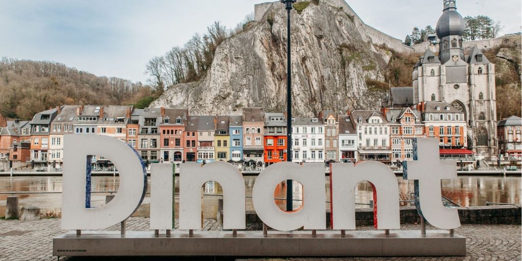Family Activity in Dinant 5 Family Activity in Dinant