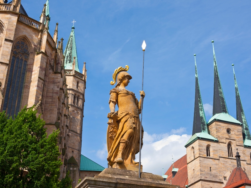 La Domplatz di Erfurt: Il cuore storico della città 2 Domplatz a Erfurt