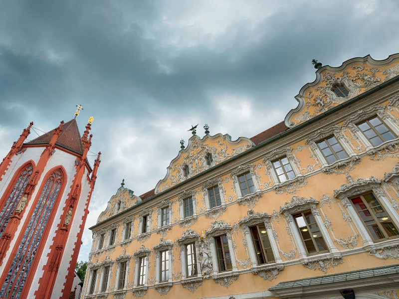 Het Falkenhaus: Een rococojuweel in de kroon van Würzburg 3 Falkenhaus in Wurzburg