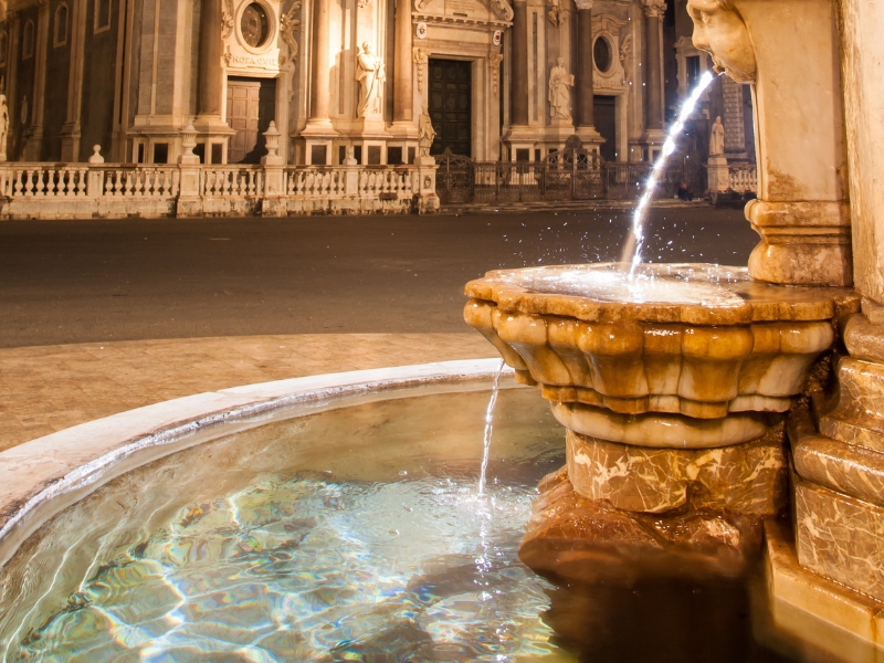 Catania's Fontana dell'Elefante: Where Ancient Mystery Meets Baroque Grandeur 2 Fontana dell'Elefante in Catania